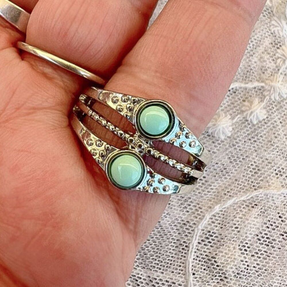 Fun Fashion Stretch Rings - Set of 2 - Picture 8 of 9